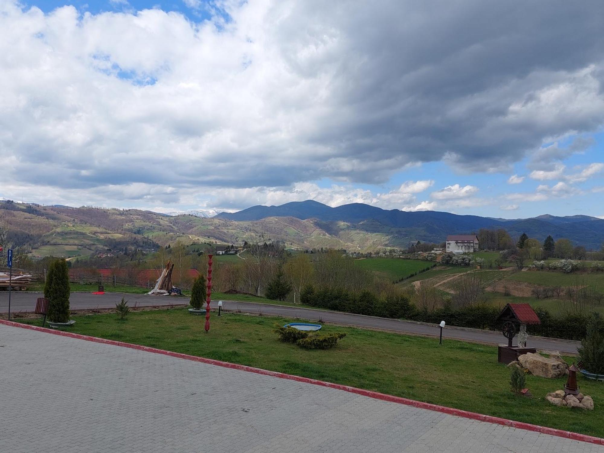 Pension Chalet Poiana Marului Ranch Ngoại thất bức ảnh
