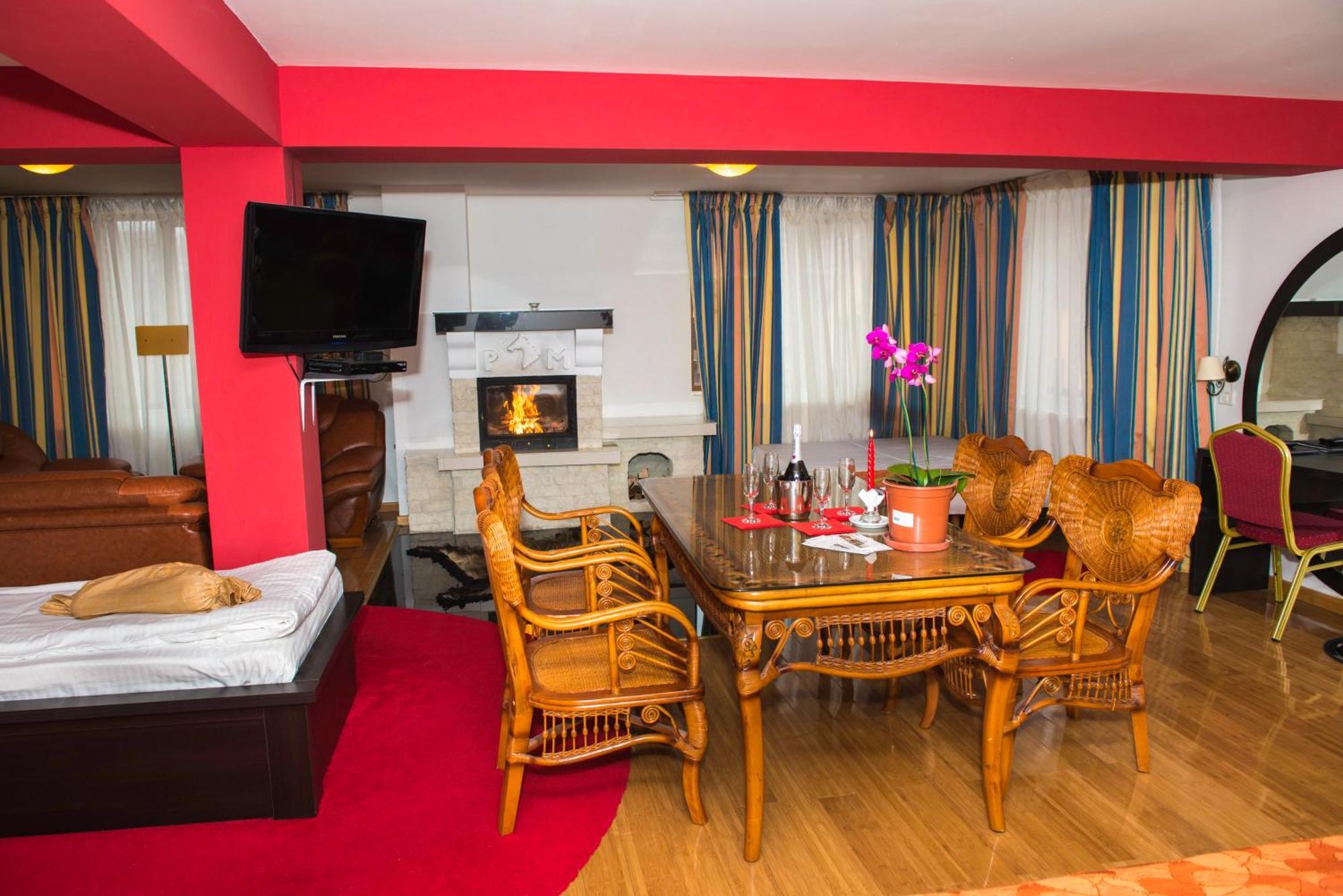 Pension Chalet Poiana Marului Ranch Ngoại thất bức ảnh
