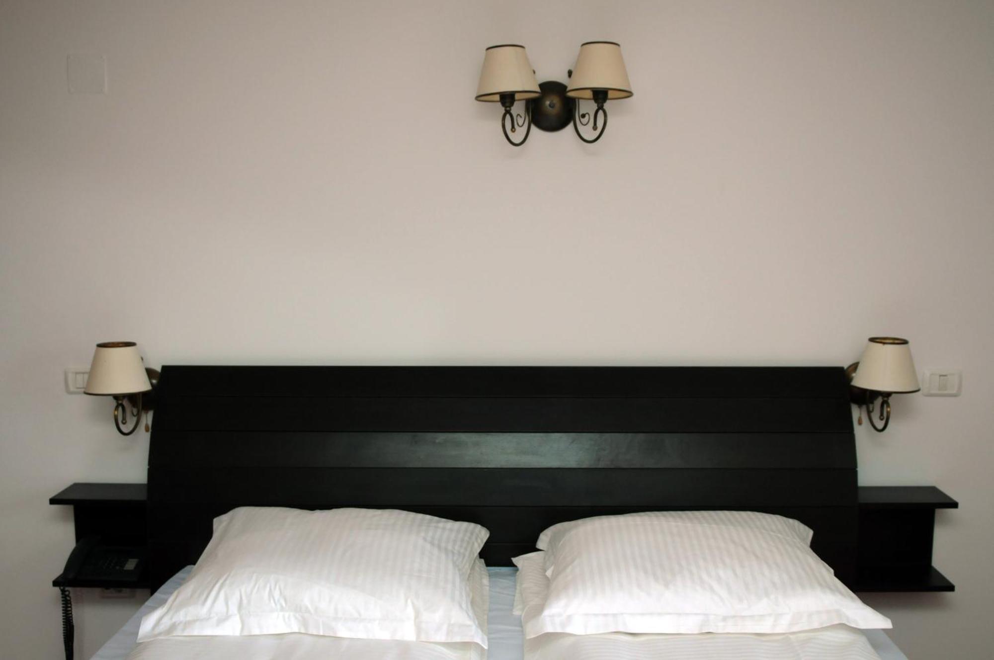 Pension Chalet Poiana Marului Ranch Ngoại thất bức ảnh